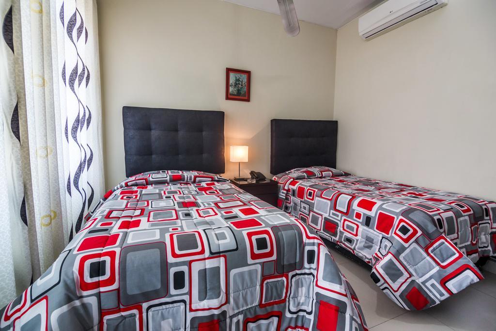 Hotel El Sol Piura Buitenkant foto